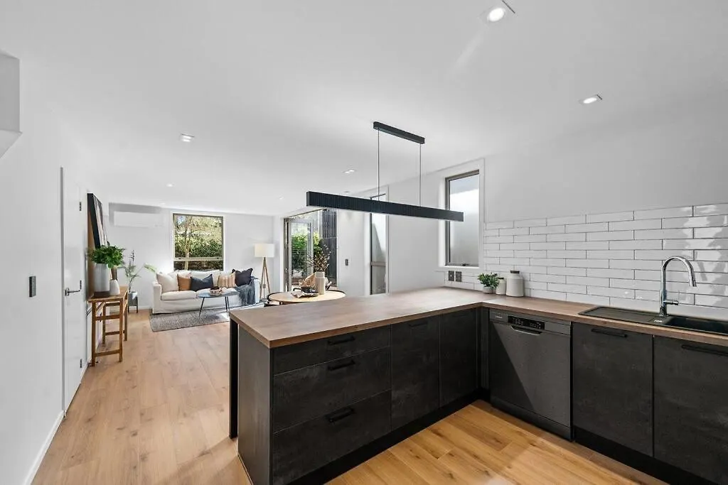 Holiday home Luxury Three Bedroom Townhouse Downtown Christchurch